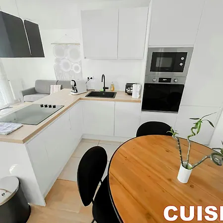 Grand T2 Neuf 2023 Avec Parking - 5 Min Du Metro * Creteil